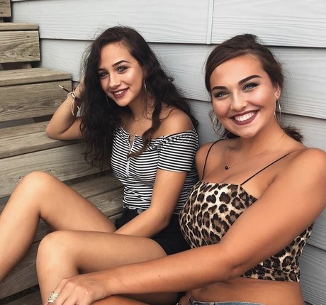 Shaylee Starr erotic star image