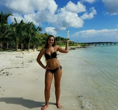 Shaylee Starr high quality pornstar photo