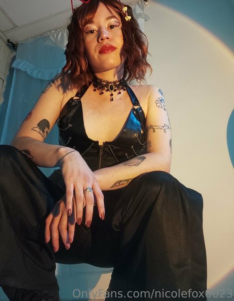 nicolefox0023 free actress images