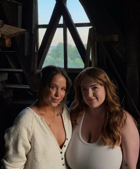 Cayley M pornstar xxx photos