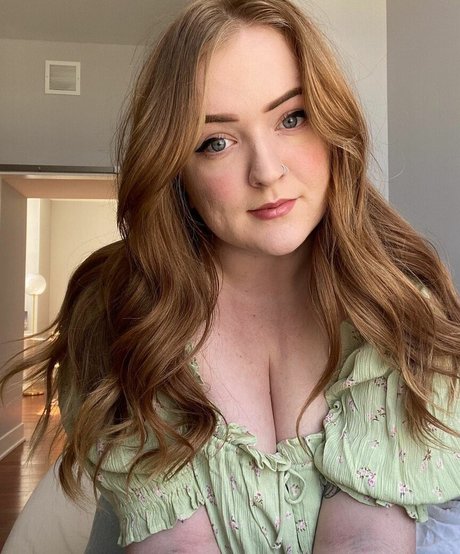 Cayley M pornstar xxx photo