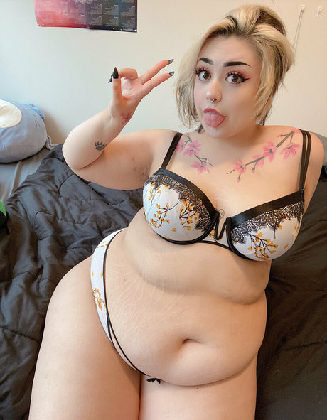 giantess onlyfans nice pic