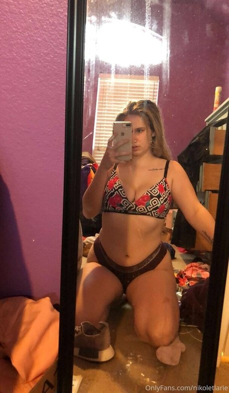 nikoletlarie star sex photo