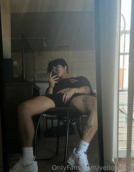 yellofeverr pornstar nudes pictures