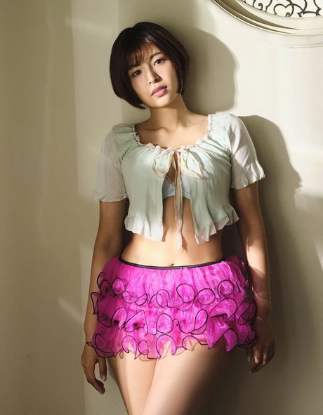 Fujii Mary beautiful model gallery