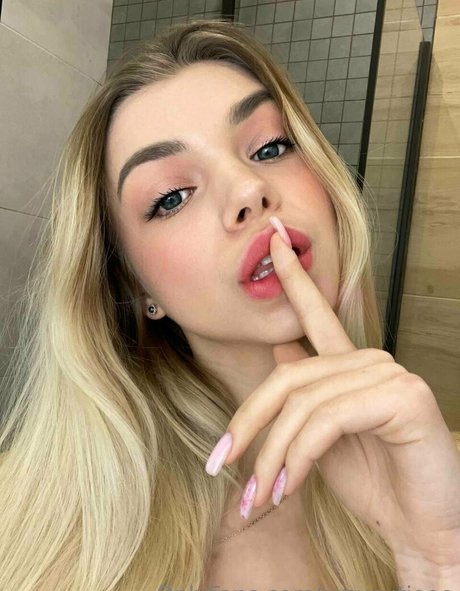 amycutieee pornographic actress gallery