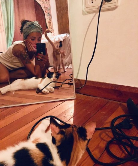 Ceyda Kocman pornstar nudes images