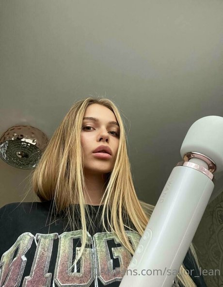 hottestvenus vip free pornstar pic