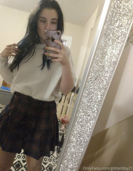 glitterbby21 star erotic pic