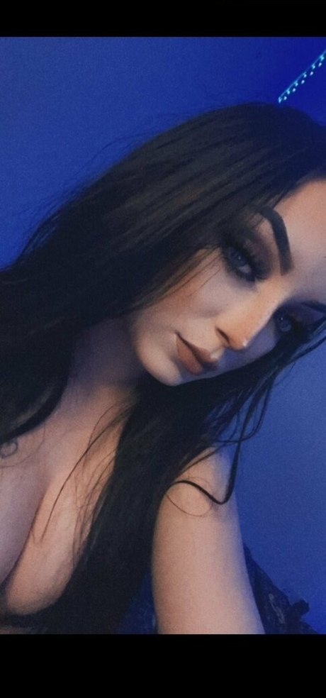 Katie Blair high quality pornstar img