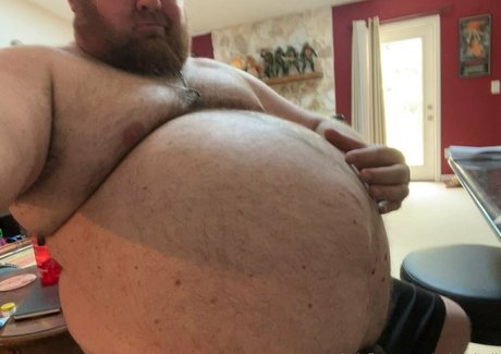 gainerbull model naked photo