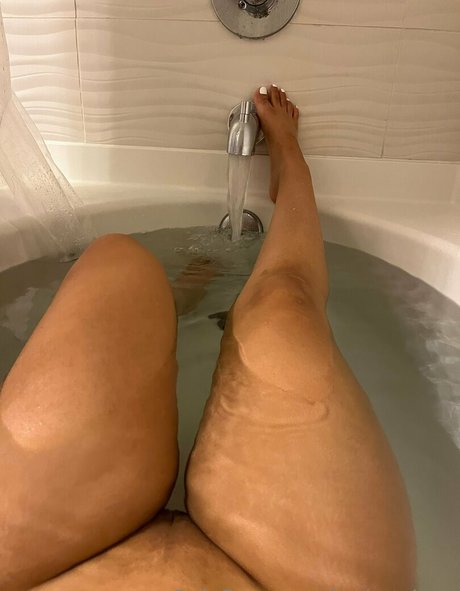 kaelanibaby beautiful actress pictures