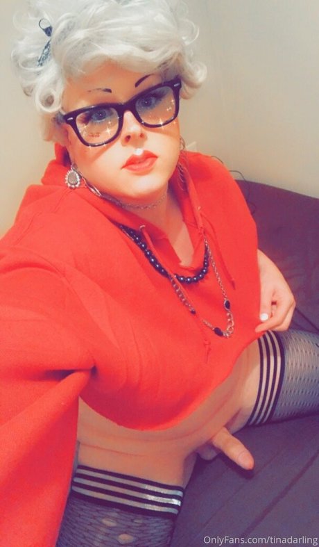 tinadarling naked star image