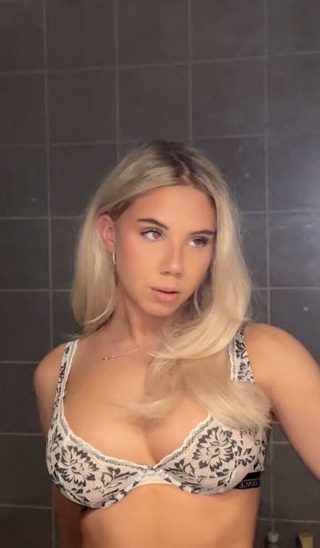 Hannah Bystrom sex pornstar image