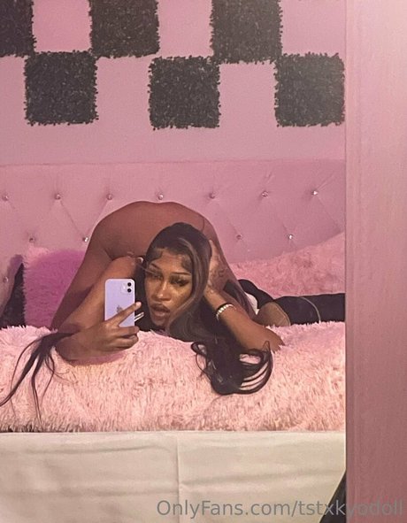 tstxkyodoll model naked pics