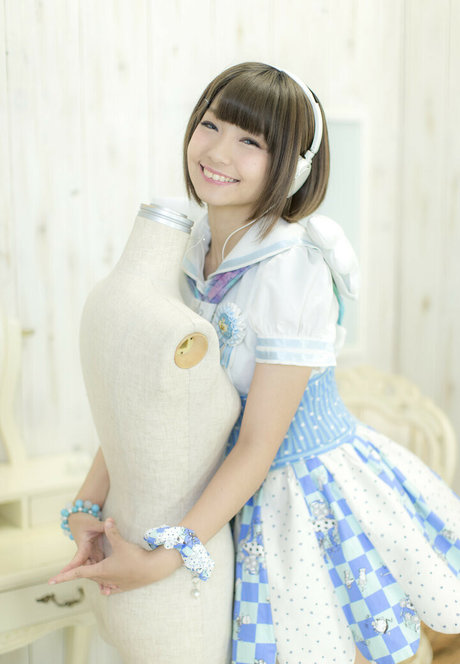 ayame apricot xxx pornstar pics