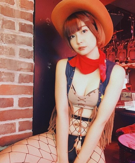 ayame apricot xxx model gallery