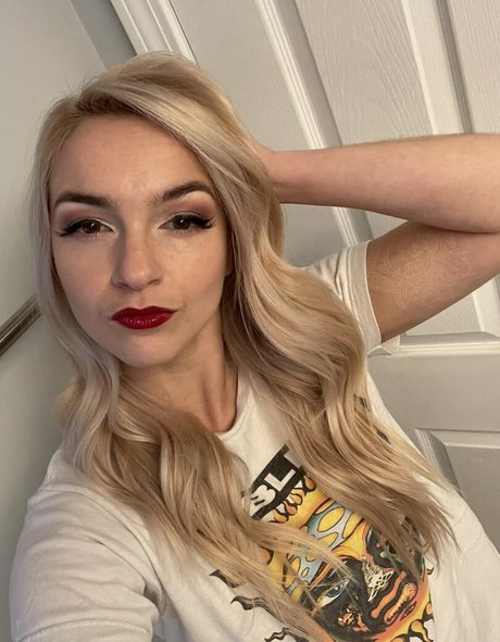 Mandy Marx pornstar hd pic