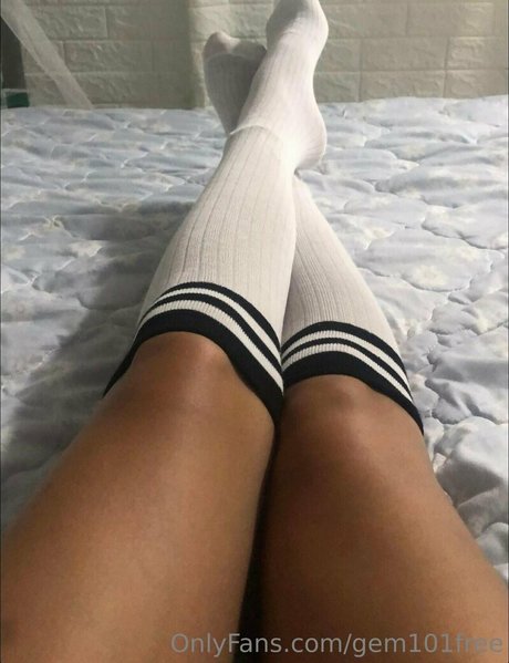 gem101free star naked images