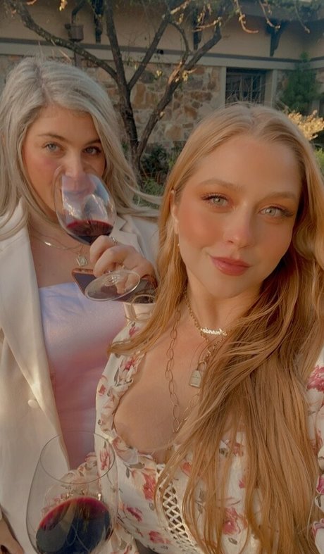 Amanda R sexy actress images