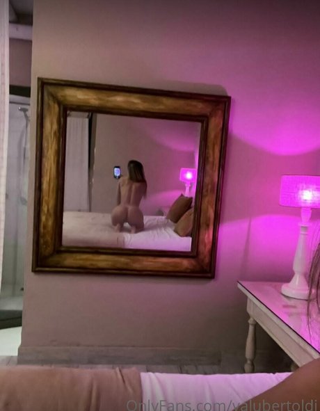 Valubertoldi nudes star galleries