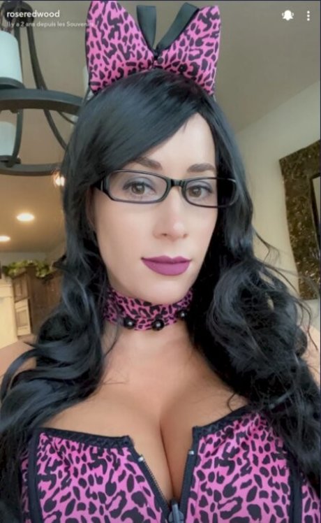 Rose Redwood free actress img