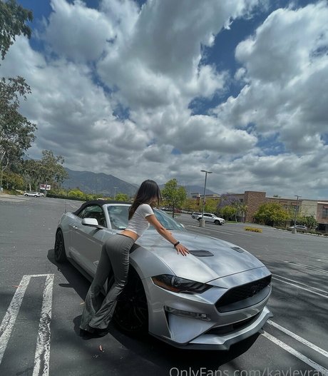 kayleyray pornstar pics