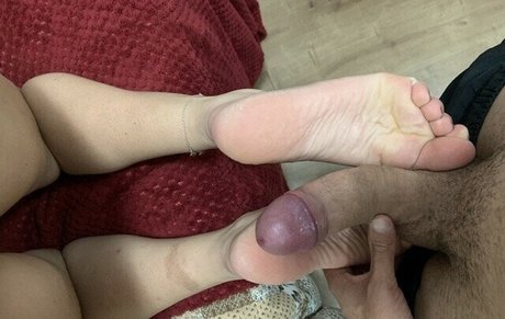 PrincessFeetBR exclusive pornstar pic