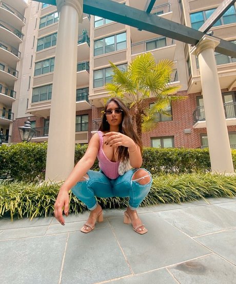 therealmeghnaa erotic actress image