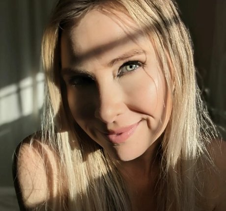 Mallory Moore top pornstar img