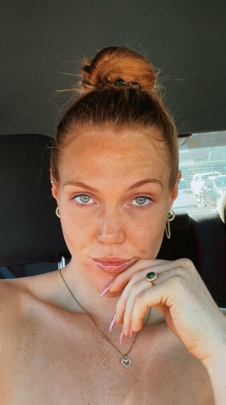 Alex The Amazon model gallery