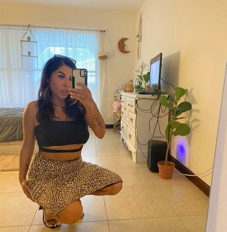 gabrielamal_ nude actress pic