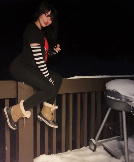 Kami sama beautiful actress photo