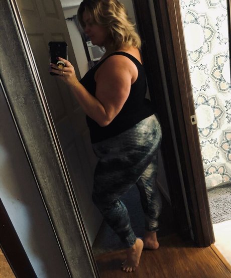 plussize andfine hot model photo