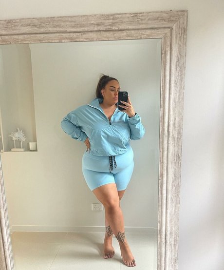 Antonia Waerea Adams actress img