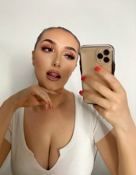 Sammie Warren erotic model archive