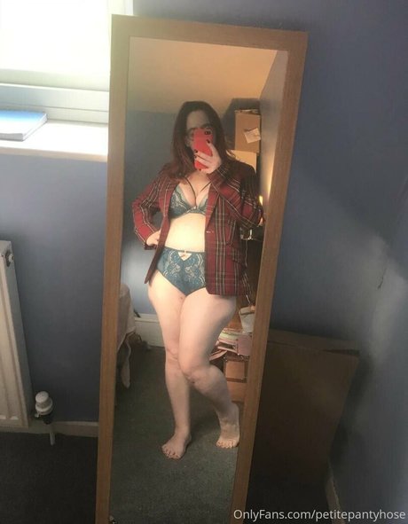 petitepantyhose best pornstar photo