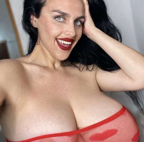 Castiza Vixens star beautiful pic