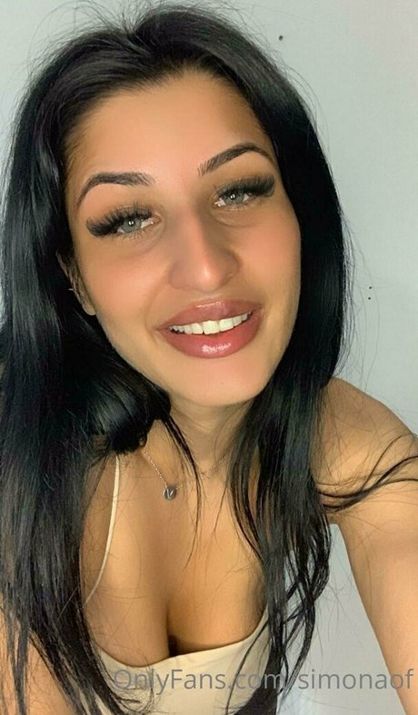 simonaof nudes star pics