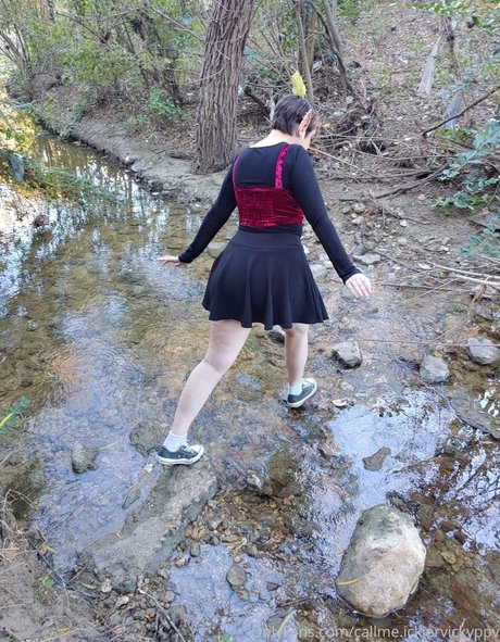 callme ickiervickyfree star naked photos