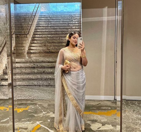 wet pussy onlyfans art naked photo