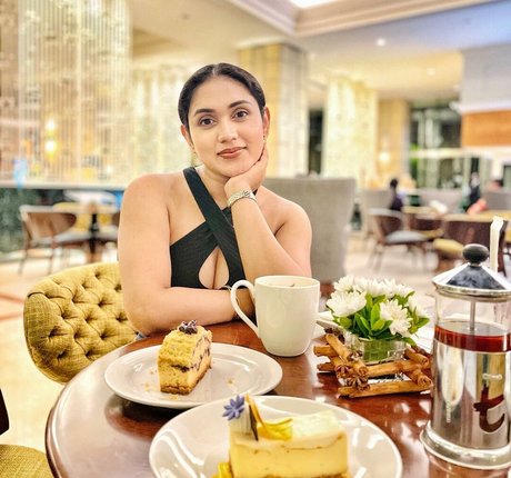 Nimesha Jayarathne pornstar perfect archive