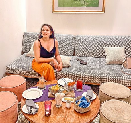 Nimesha Jayarathne exclusive pornstar images