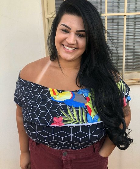 Jessica Soares perfect actress images