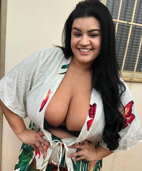 Jessica Soares high quality actress pictures