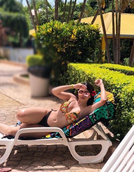 Jessica Soares naked pornstar gallery