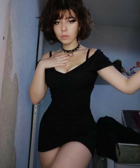 Violet Fox adult actress images