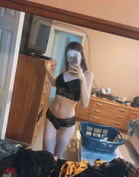 smallmochi free model pic