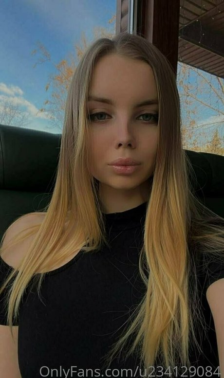 flora belll high quality star photo