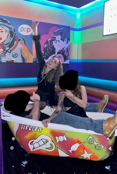 amber roses model erotic image